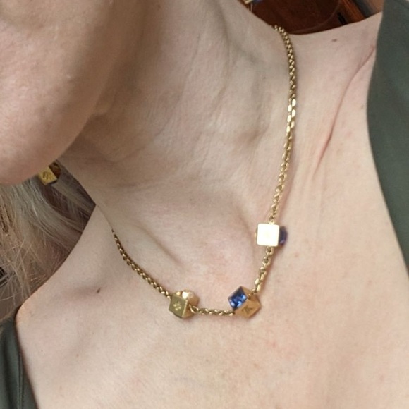 Louis Vuitton Gold Gamble Necklace & Drop Earrings - Picture 10 of 16